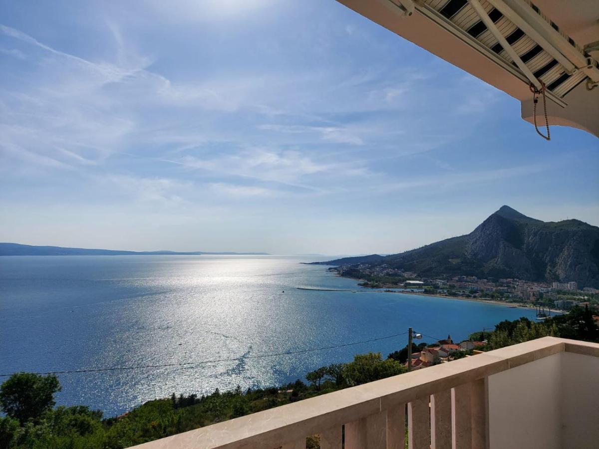 Apartmani Cvita Omis Exterior photo